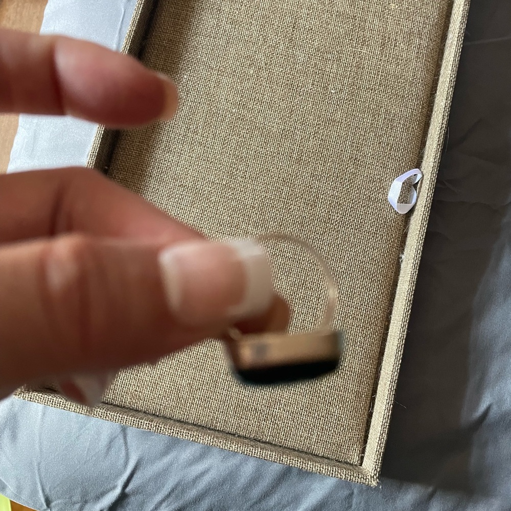 Fun abstract ring - Picture 4 of 6